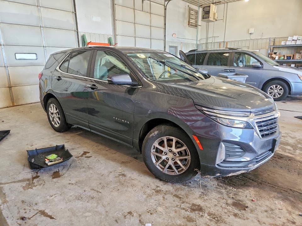 2022 CHEVROLET EQUINOX LT 4