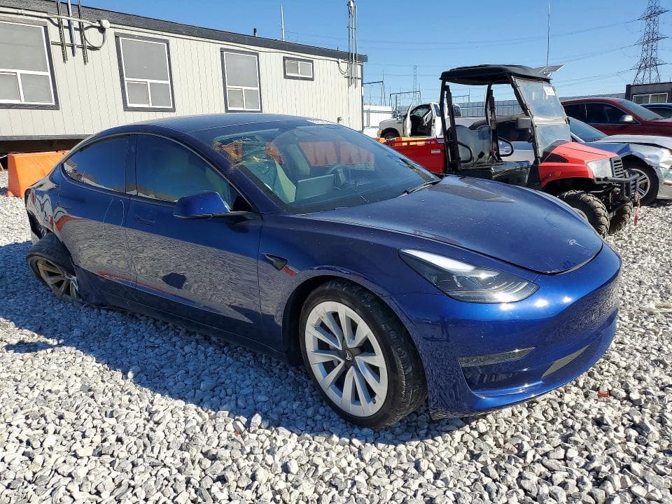 2023 TESLA MODEL 3 4