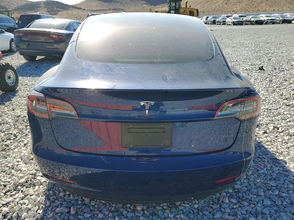 2023 TESLA MODEL 3 6
