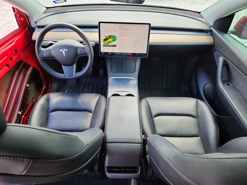 2022 TESLA MODEL Y 8