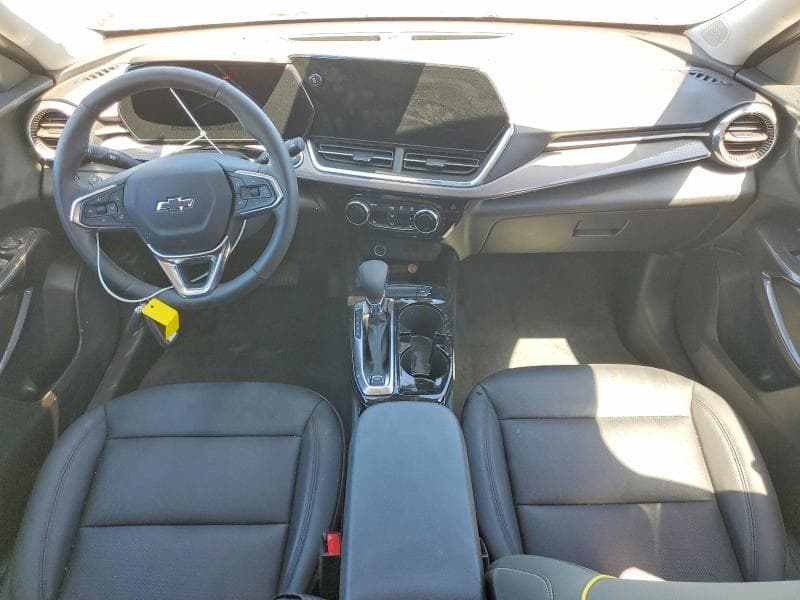 2025 CHEVROLET TRAX ACTIV 8