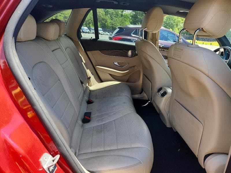 2018 MERCEDES-BENZ GLC 300 4MATIC 11