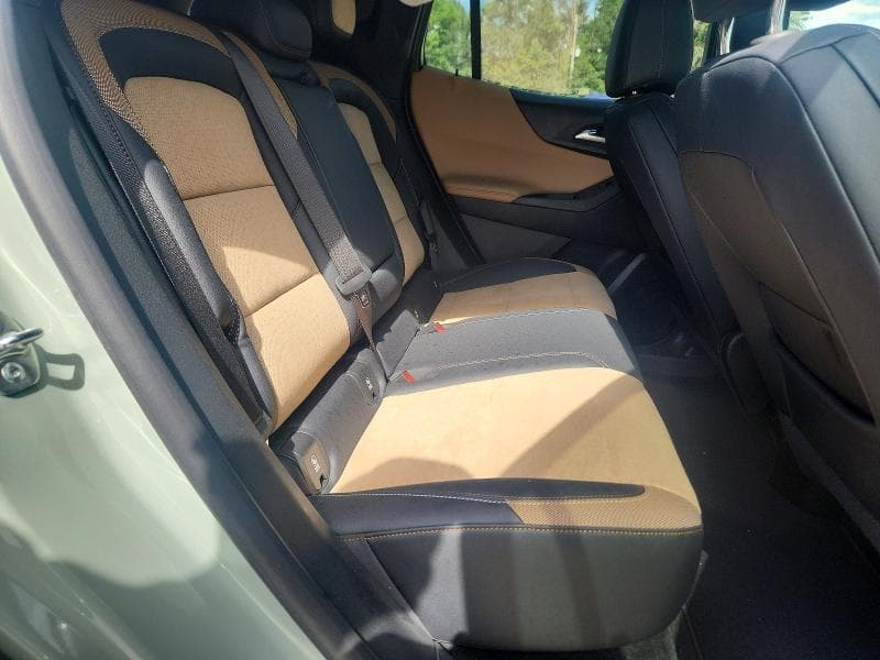 2025 CHEVROLET EQUINOX ACTIV 11