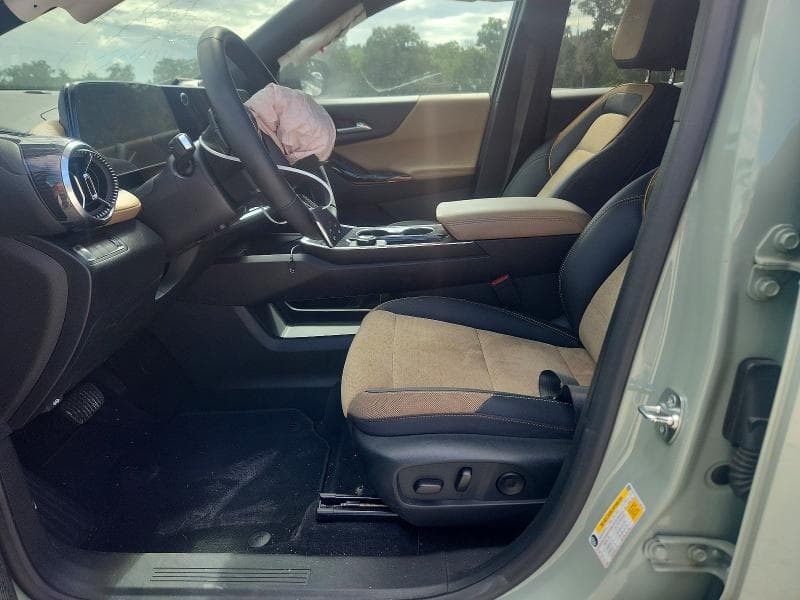 2025 CHEVROLET EQUINOX ACTIV 7