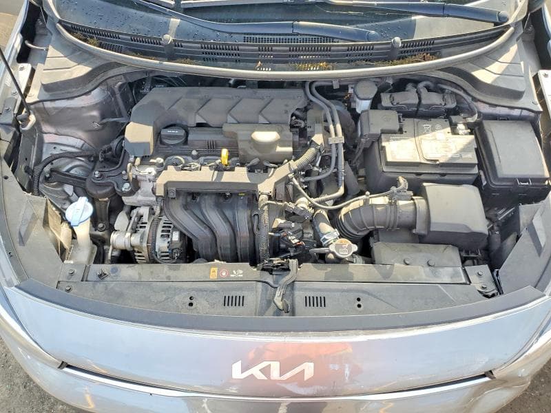 2022 KIA RIO S 11