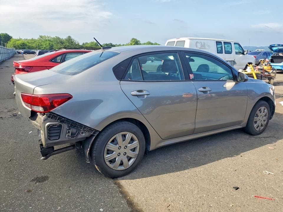 2022 KIA RIO S 3