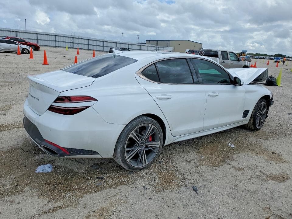2024 GENESIS G70 2.5T STANDARD 3