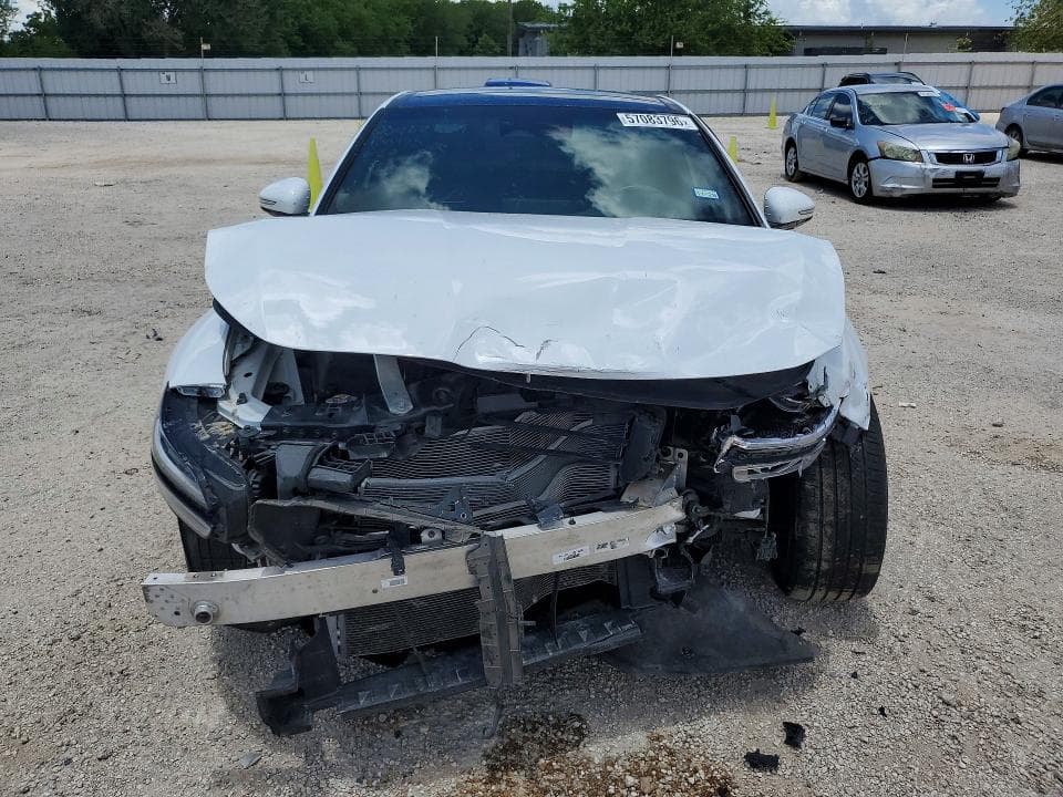 2024 GENESIS G70 2.5T STANDARD 5