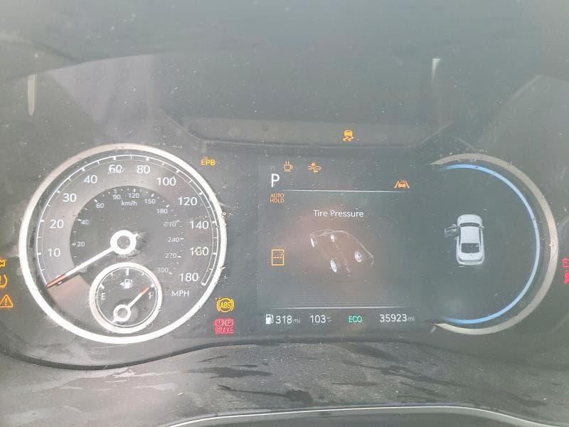 2024 GENESIS G70 2.5T STANDARD 9
