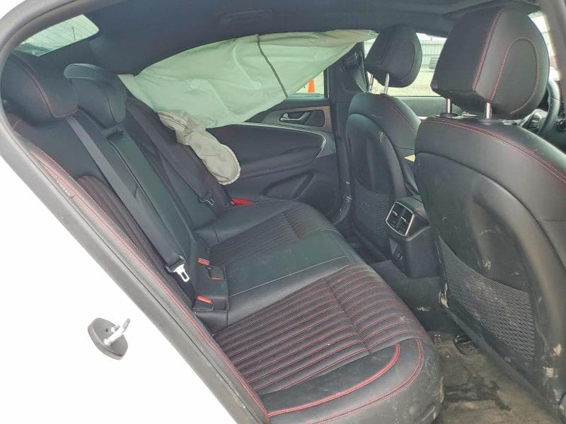 2024 GENESIS G70 2.5T STANDARD 10