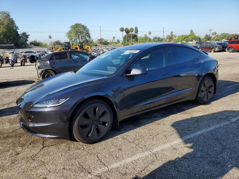 2026 TESLA MODEL 3 - 1