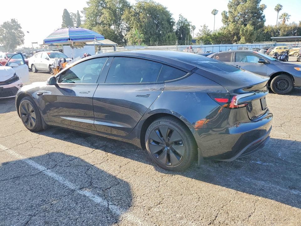 2026 TESLA MODEL 3 2