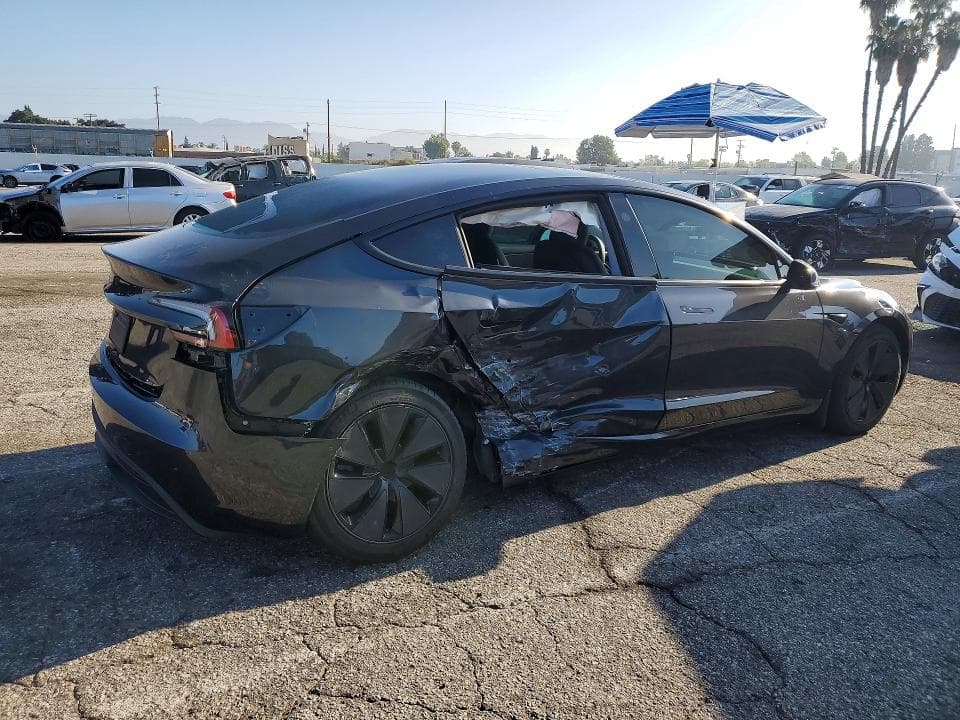 2026 TESLA MODEL 3 3