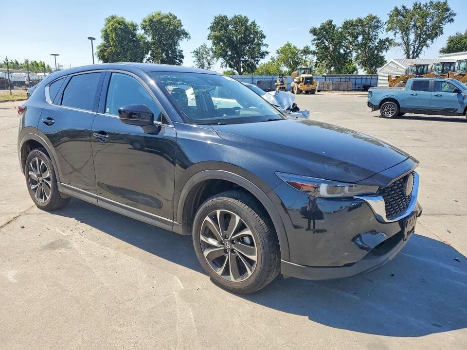 2023 MAZDA CX-5 PREMIUM 4