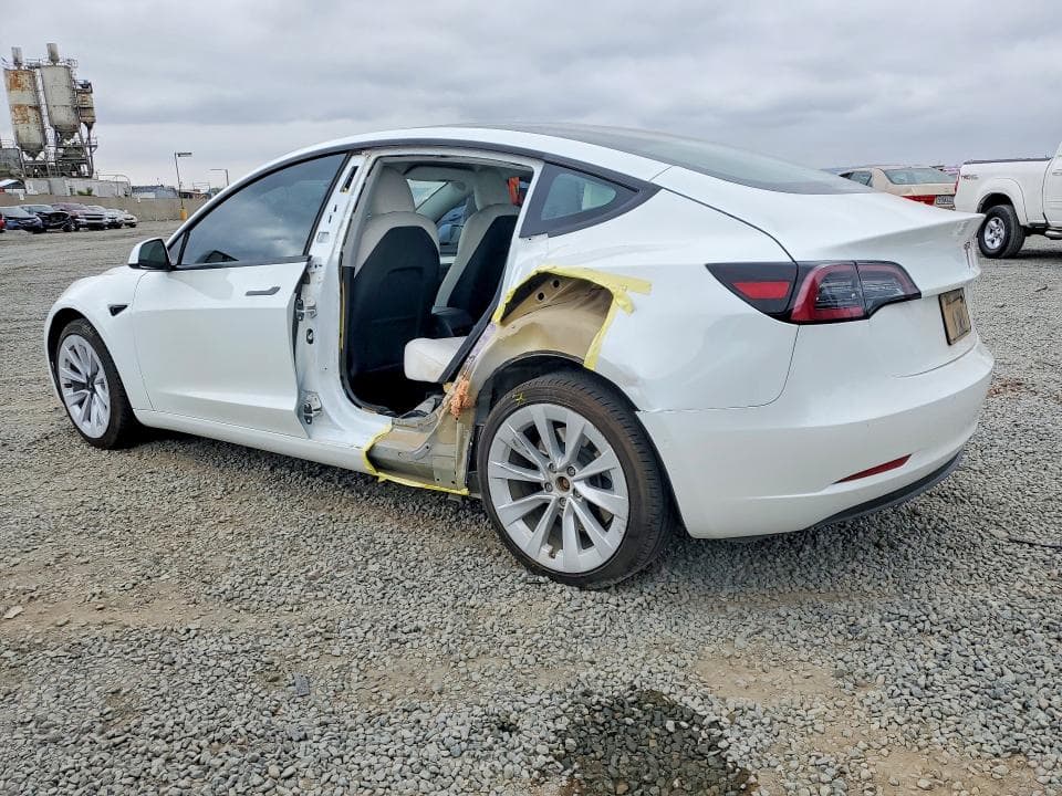2022 TESLA MODEL 3 2