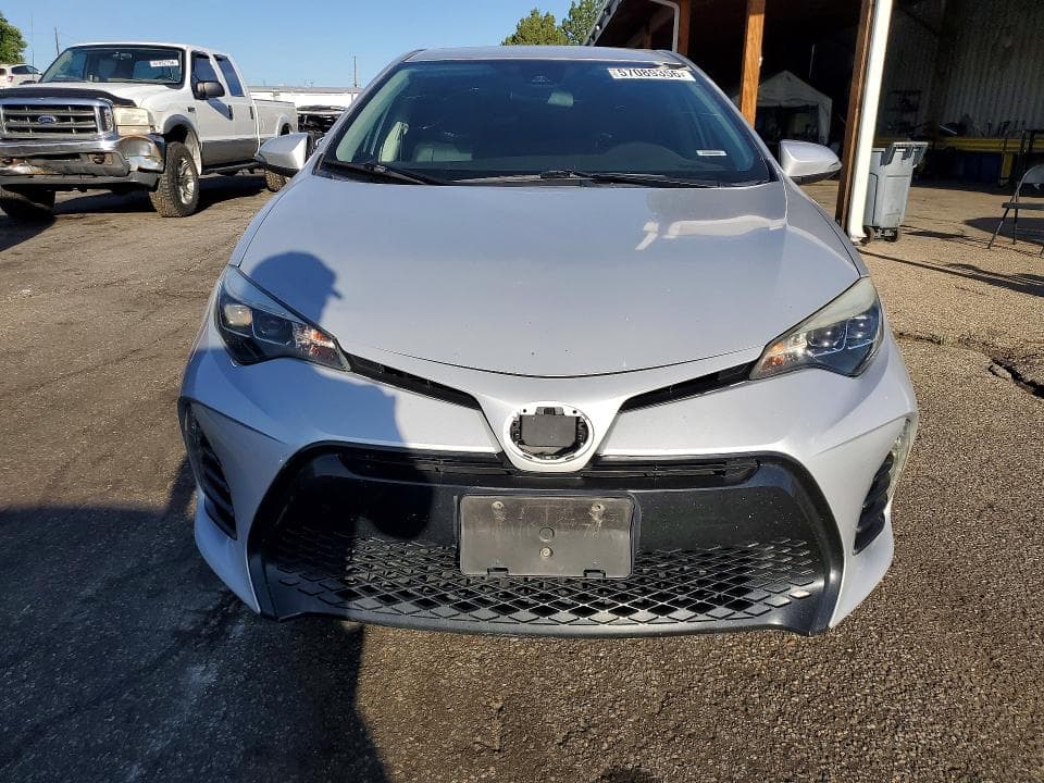 2017 TOYOTA COROLLA SE SE 5