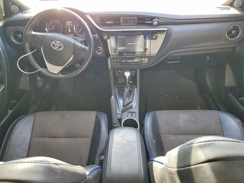 2017 TOYOTA COROLLA SE SE 8