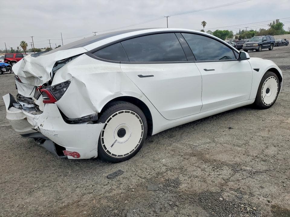 2023 TESLA MODEL 3 3