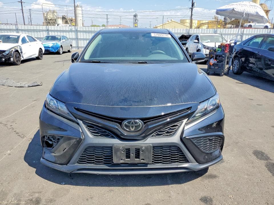 2024 TOYOTA CAMRY SE 5