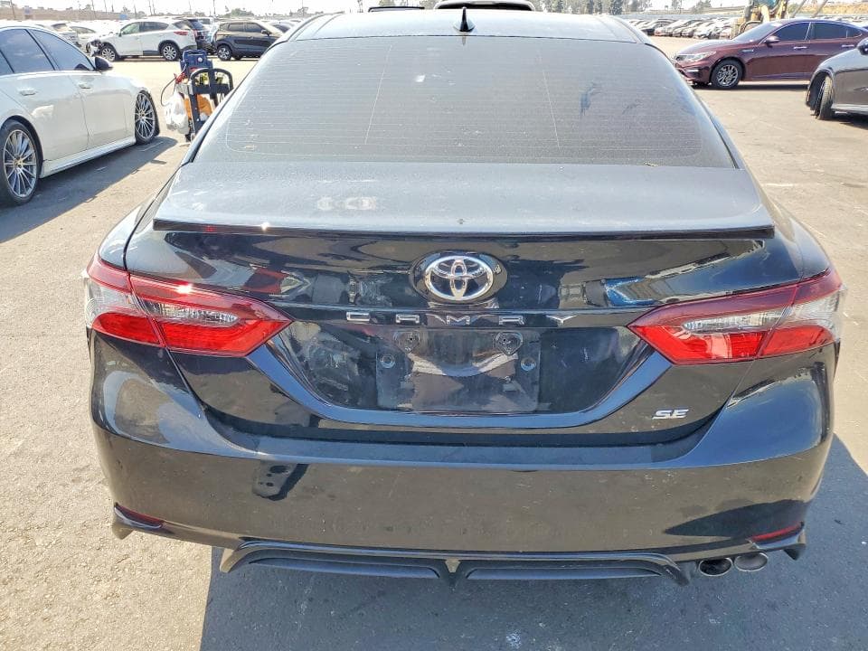 2024 TOYOTA CAMRY SE 6