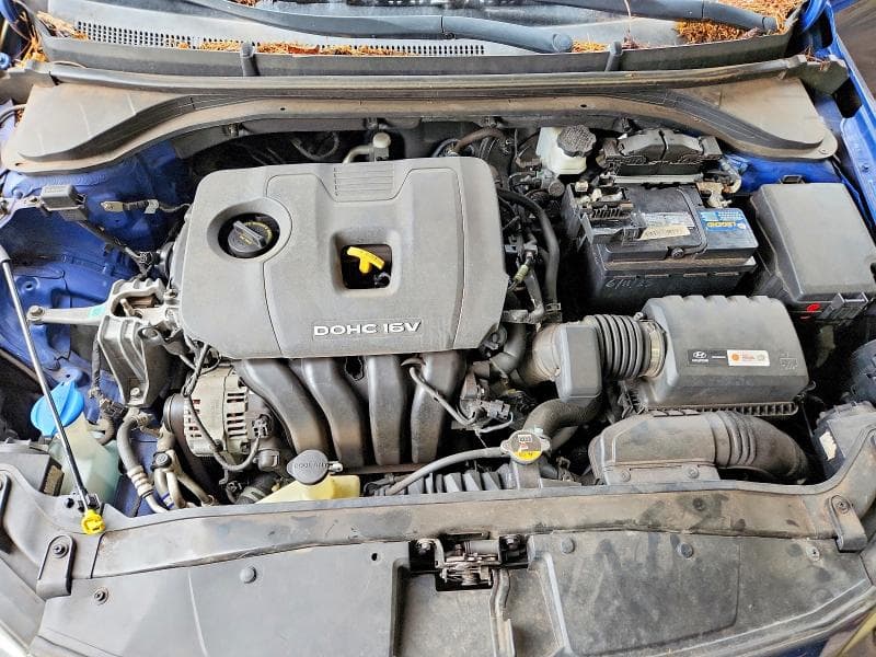 2017 HYUNDAI ELANTRA SE 11