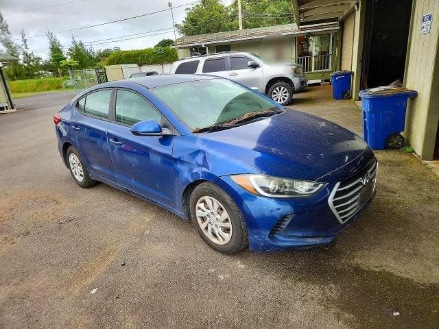 2017 HYUNDAI ELANTRA SE 4