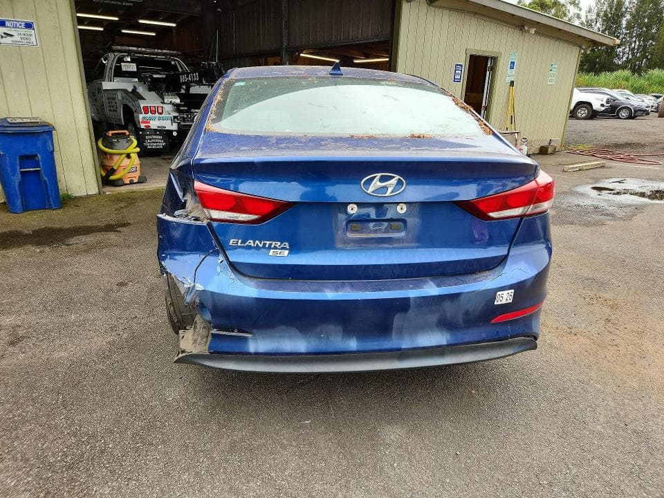 2017 HYUNDAI ELANTRA SE 6