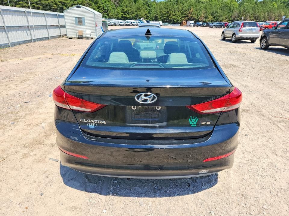 2017 HYUNDAI ELANTRA SE SE 7