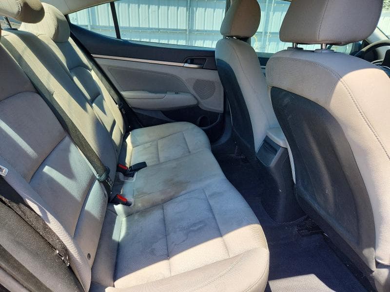 2017 HYUNDAI ELANTRA SE SE 11
