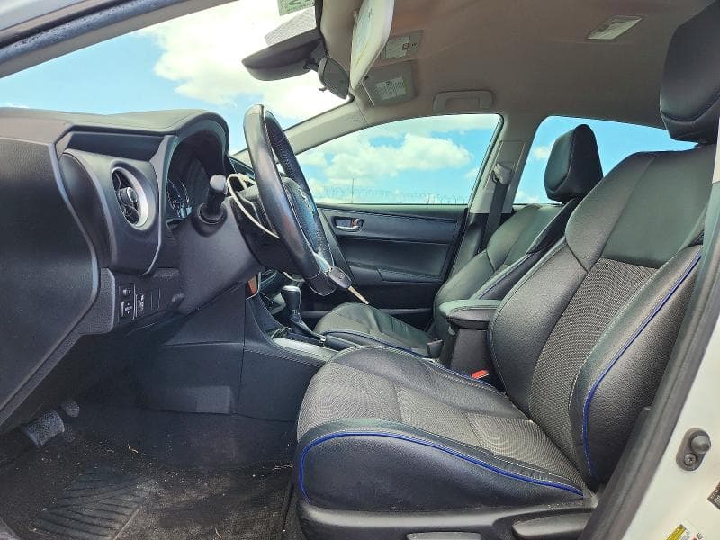 2019 TOYOTA COROLLA L L 7