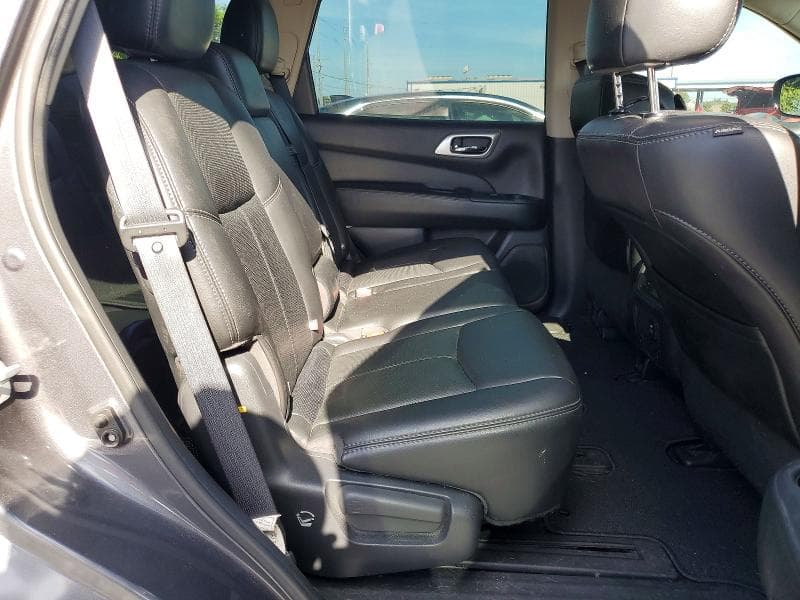 2017 NISSAN PATHFINDER PLATINUM PLATINUM 12