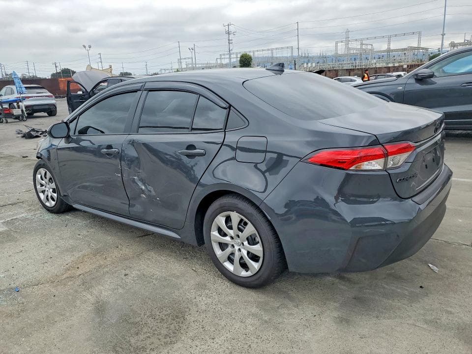 2025 TOYOTA COROLLA LE 2