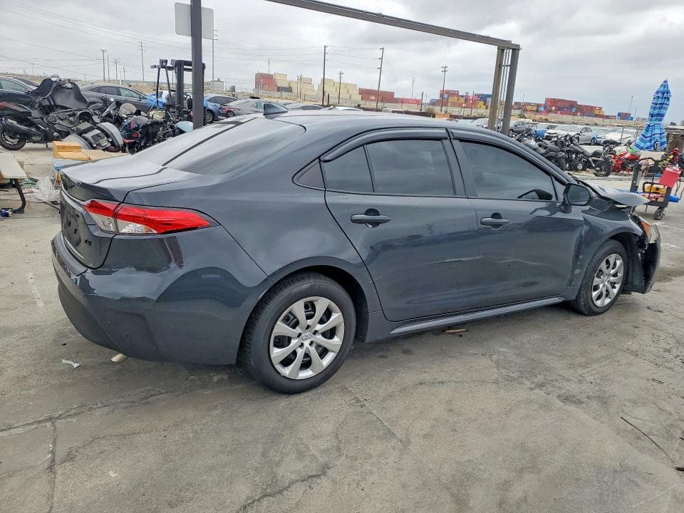 2025 TOYOTA COROLLA LE 3