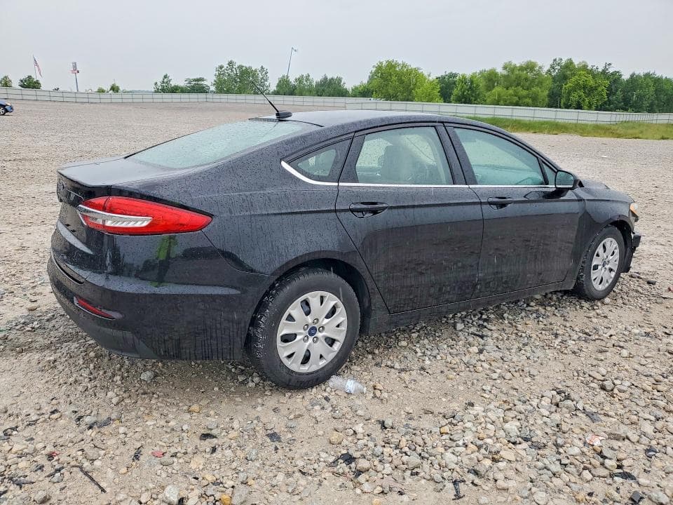 2019 FORD FUSION S 3