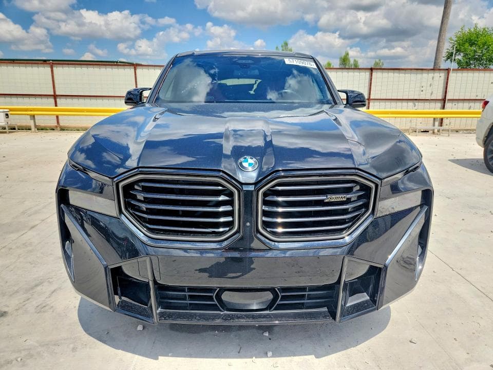 2023 BMW XM 5
