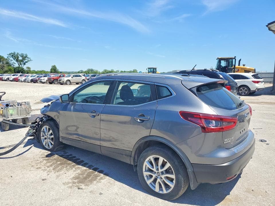 2022 NISSAN ROGUE SPORT SV 2