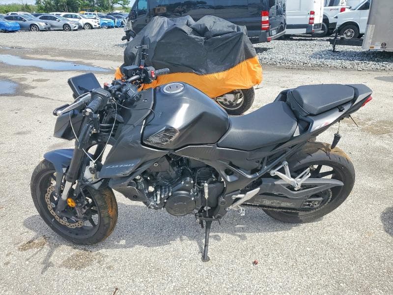 2025 HONDA CB750 A 3