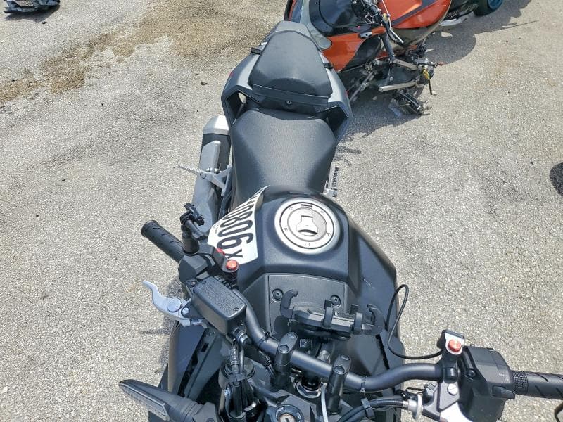 2025 HONDA CB750 A 5