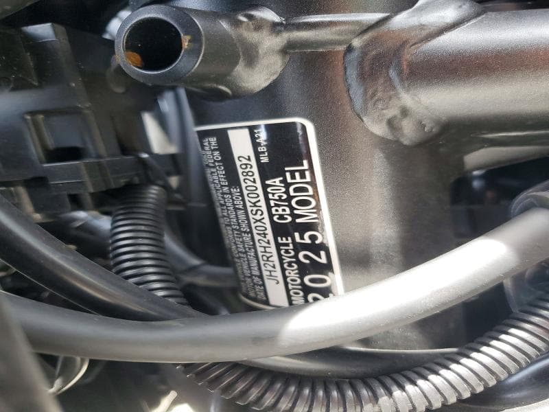 2025 HONDA CB750 A 9