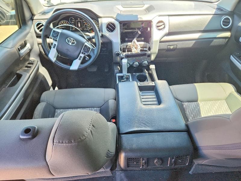 2019 TOYOTA TUNDRA SR5 SR5 8