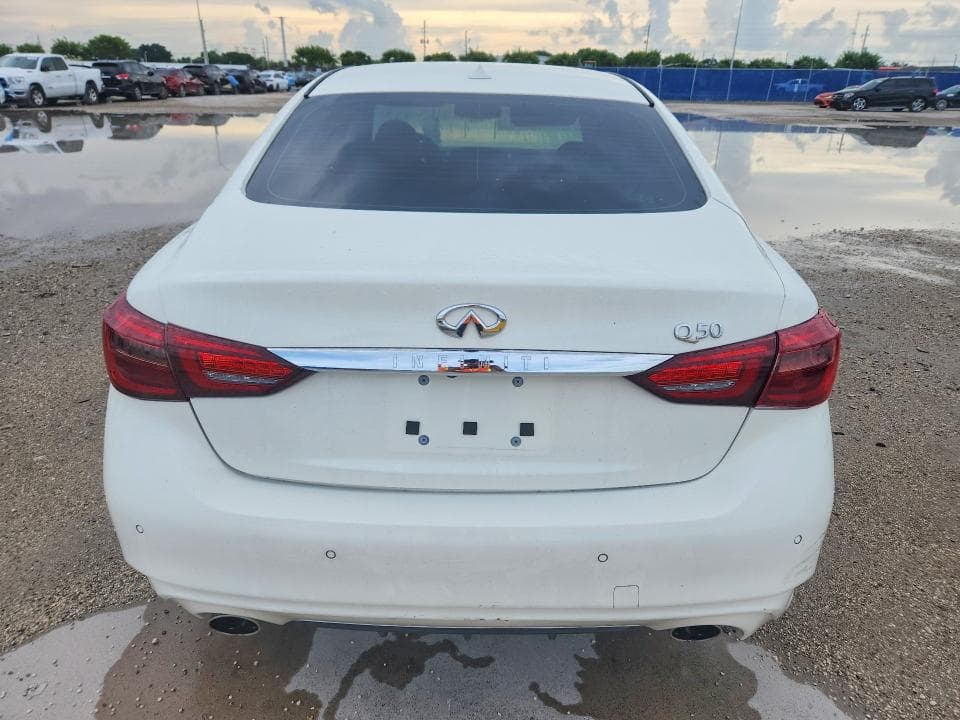 2023 INFINITI Q50 LUXE 6