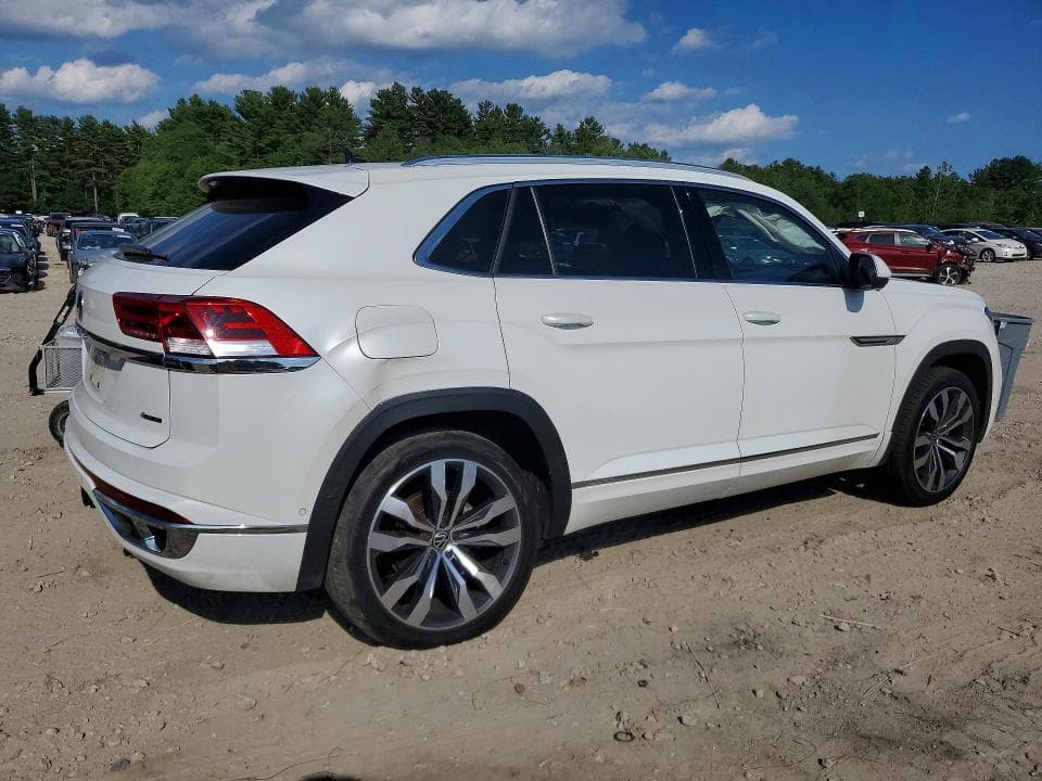 2023 VOLKSWAGEN ATLAS CROSS SPORT SEL PREMIUM R-LINE 3