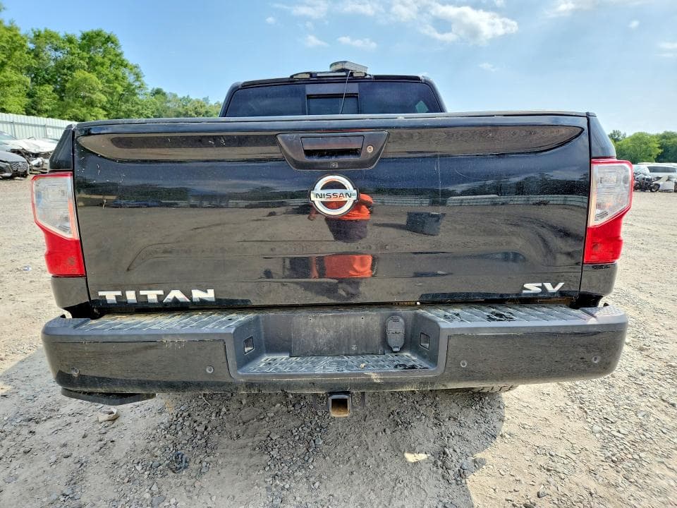 2022 NISSAN TITAN SV SV 6