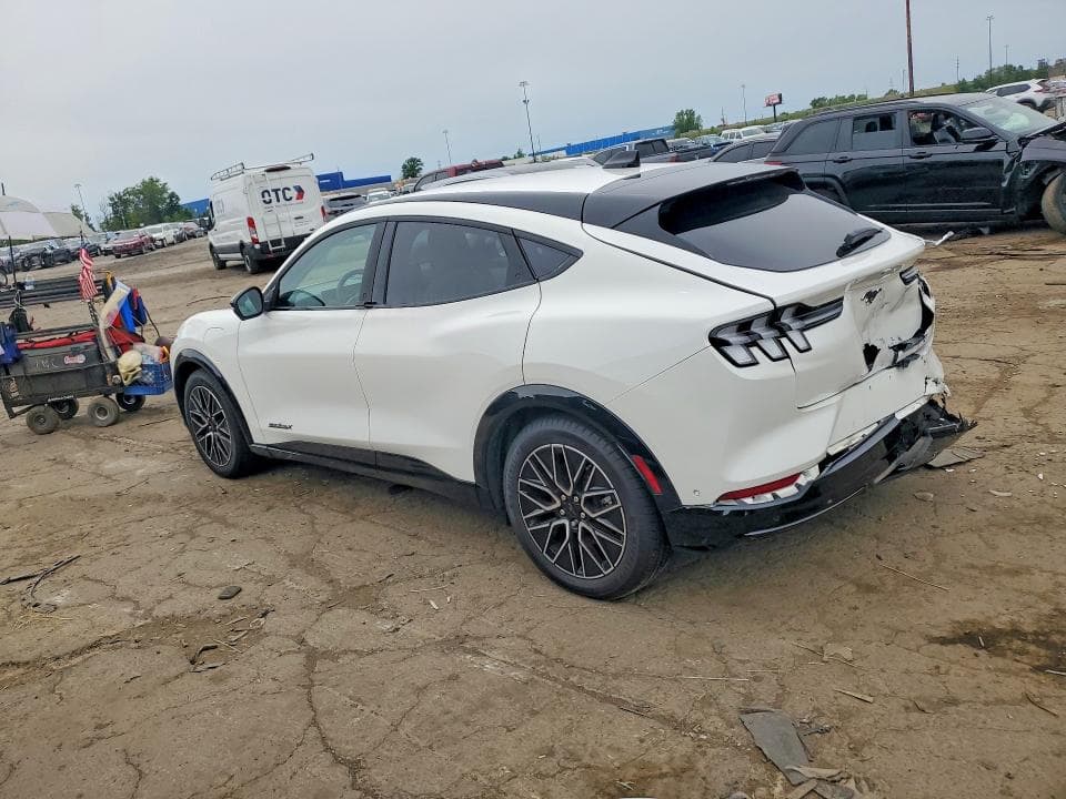 2024 FORD MUSTANG MACH-E PREMIUM 2