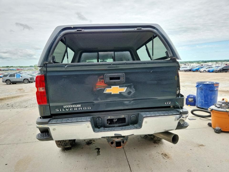 2017 CHEVROLET SILVERADO K2500 HEAVY DUTY LTZ 6