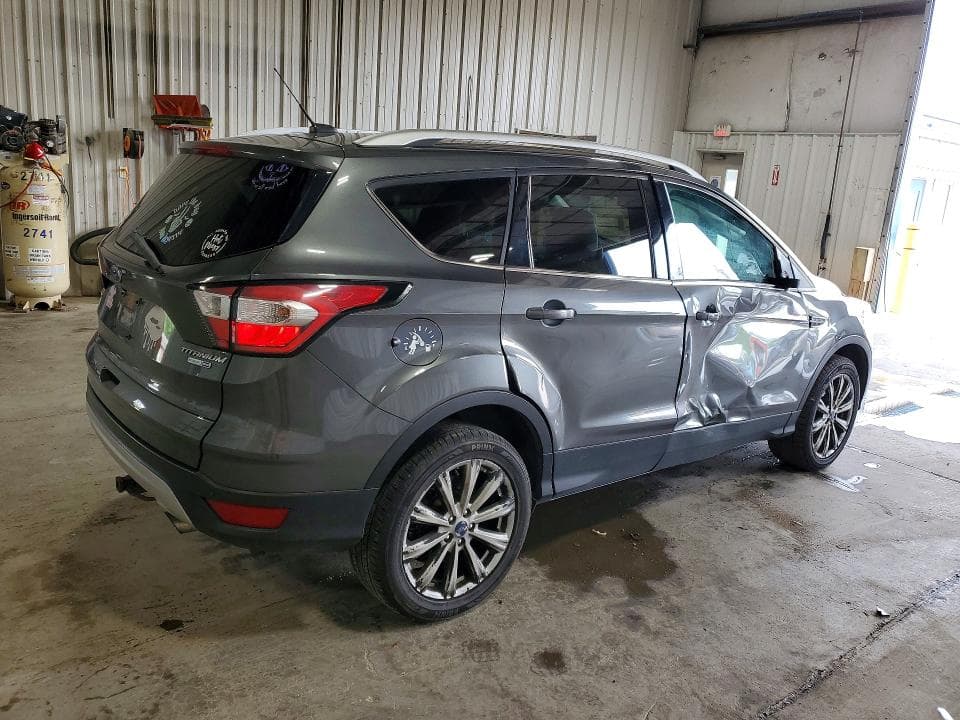 2017 FORD ESCAPE TITANIUM 3