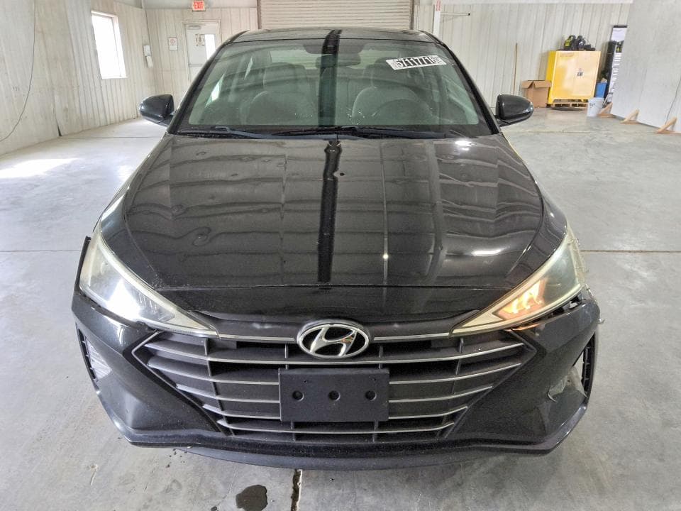 2019 HYUNDAI ELANTRA SE 5