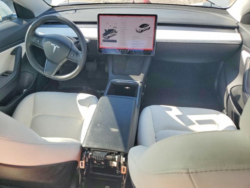 2021 TESLA MODEL 3 8