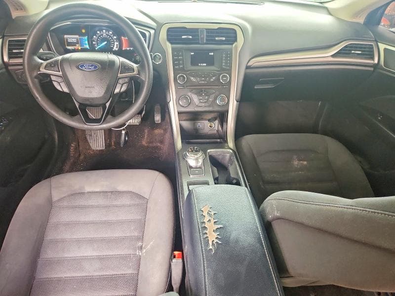 2017 FORD FUSION SE 8