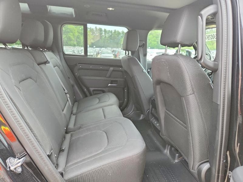 2025 LAND ROVER DEFENDER 110 S 11